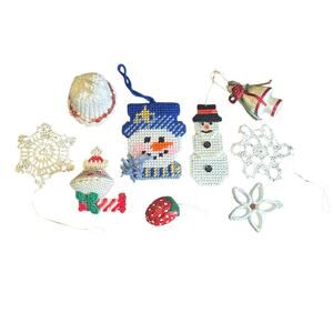 Vintage Knit Handmade‎ Yarn Christmas Holiday Ornaments Snowman Santa Set Bundle